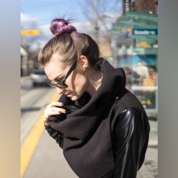 Cowl Neck Wrap Jacket || NRT FASHIONS || size M - Picture 3 of 7